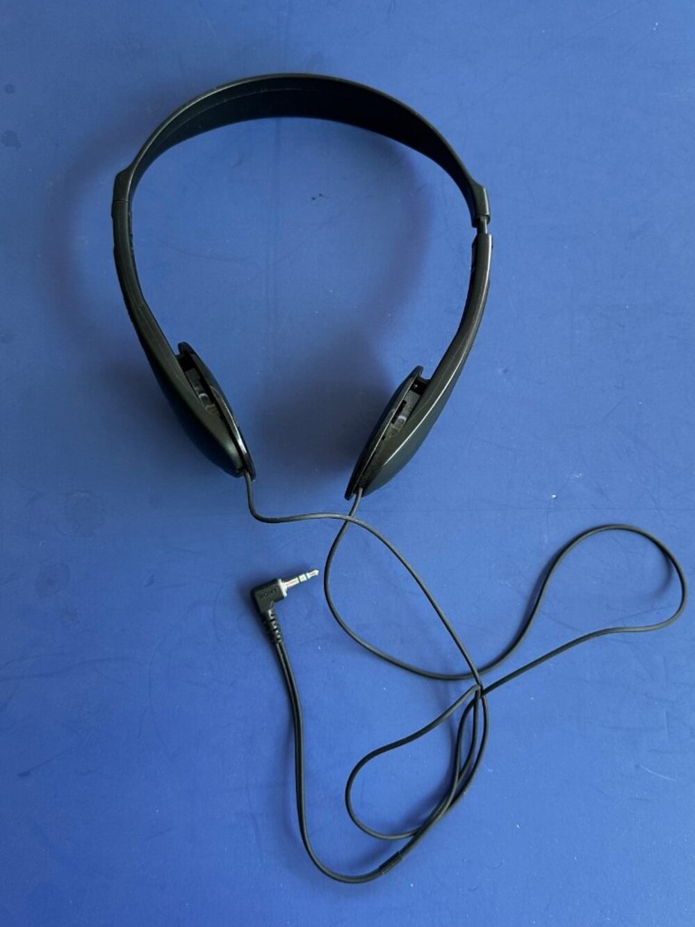 Sony MDR-026 On-Ear Headphones Vintage Wired Tested. Missing Foam